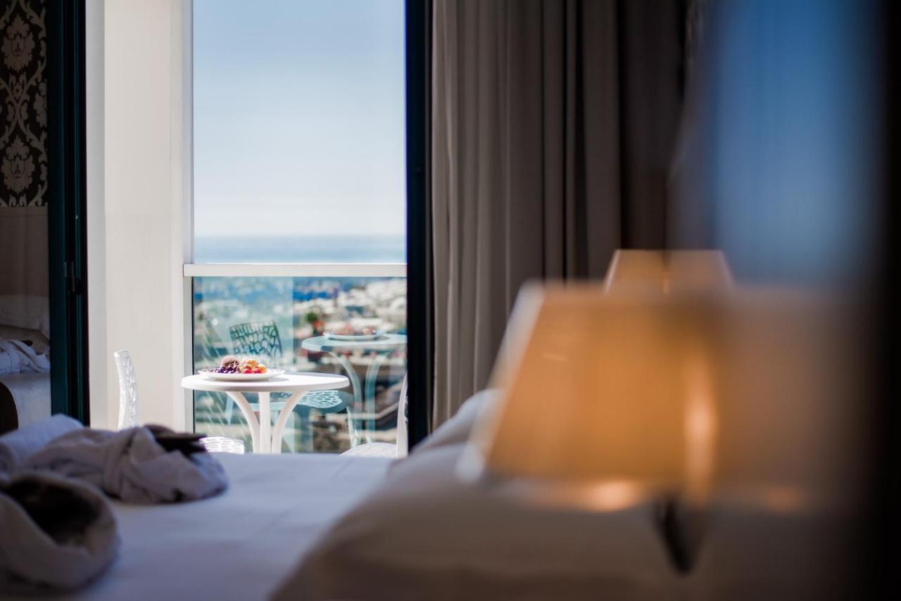 Rosa Riviera Hotel 4*