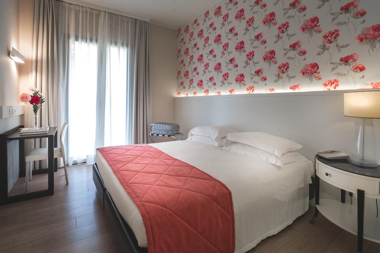 Hotel Rosa Riviera