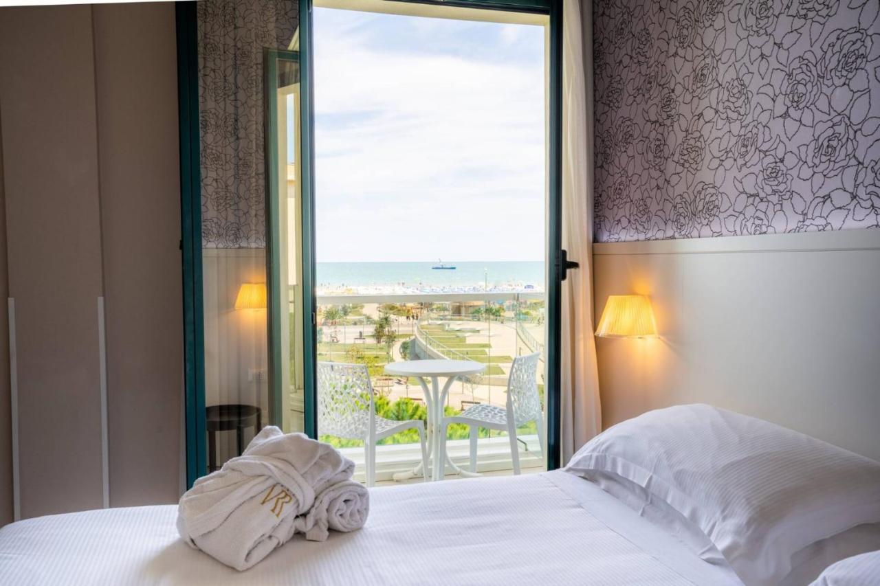 Rosa Riviera 4*